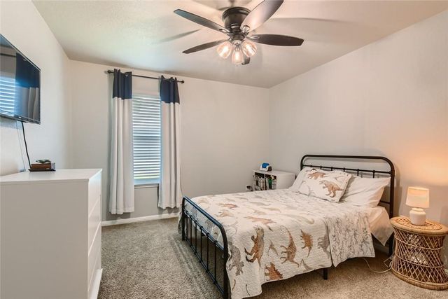 192 James Adkins DR, Kyle, TX 78640