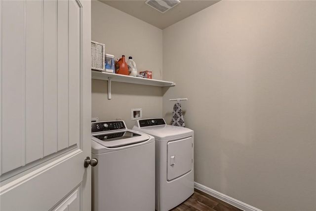 192 James Adkins DR, Kyle, TX 78640