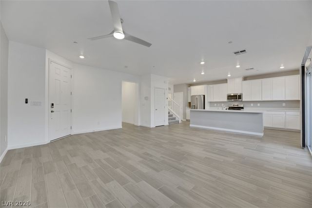 274 Luna Valley Way 912, Henderson, NV 89011