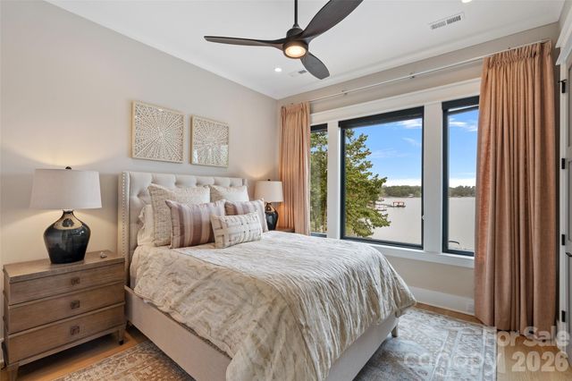 164 Palmer Marsh Place, Mooresville, NC 28117