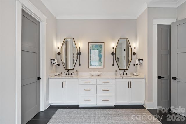 164 Palmer Marsh Place, Mooresville, NC 28117