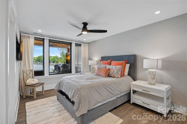 164 Palmer Marsh Place, Mooresville, NC 28117