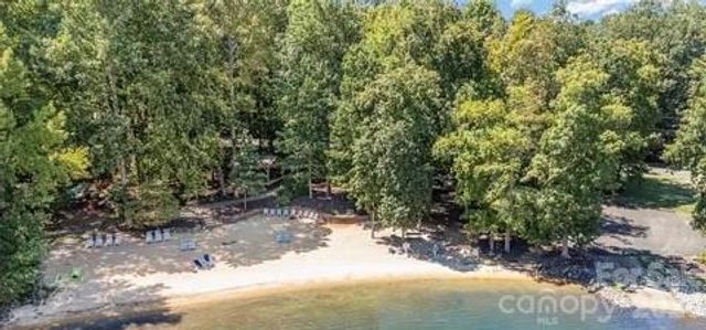 164 Palmer Marsh Place, Mooresville, NC 28117