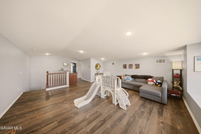 3250 W Avenue K1, Lancaster, CA 93536