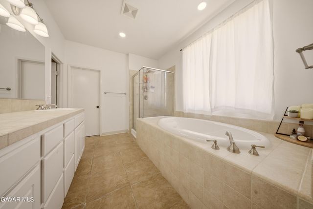 3250 W Avenue K1, Lancaster, CA 93536