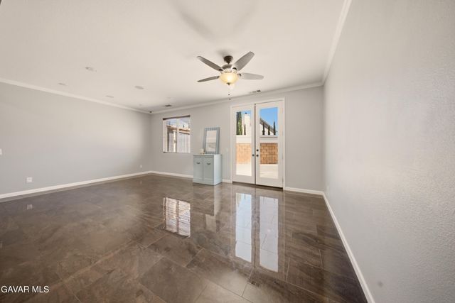 3250 W Avenue K1, Lancaster, CA 93536