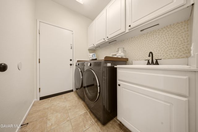 3250 W Avenue K1, Lancaster, CA 93536
