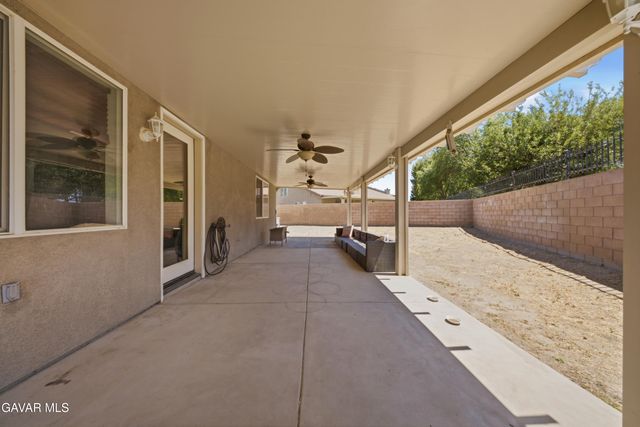 3250 W Avenue K1, Lancaster, CA 93536