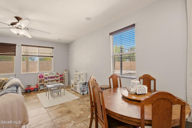 3250 W Avenue K1, Lancaster, CA 93536