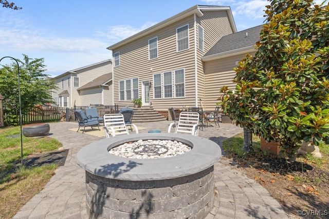 6025 Trail Ride Dr, Chesterfield, VA 23120