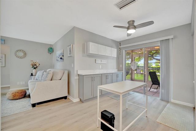 4105 35TH AVENUE W 3, Bradenton, FL 34205