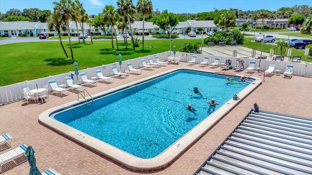 4105 35TH AVENUE W 3, Bradenton, FL 34205