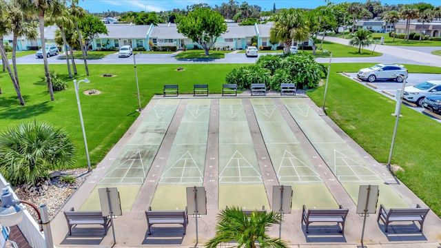 4105 35TH AVENUE W 3, Bradenton, FL 34205