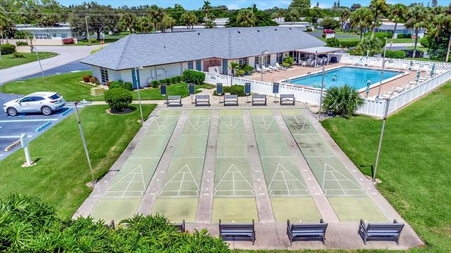 4105 35TH AVENUE W 3, Bradenton, FL 34205