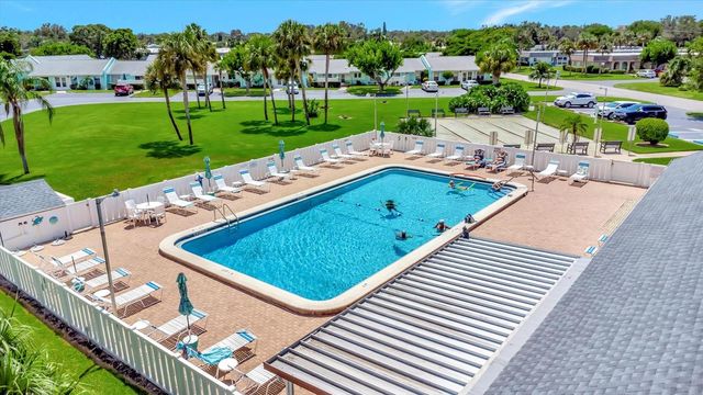 4105 35TH AVENUE W 3, Bradenton, FL 34205