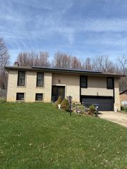 1748 Pioneer Boulevard, Burlington, KY 41005