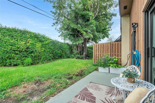 4165 S PINE ISLAND Road 4165, Davie, FL 33328