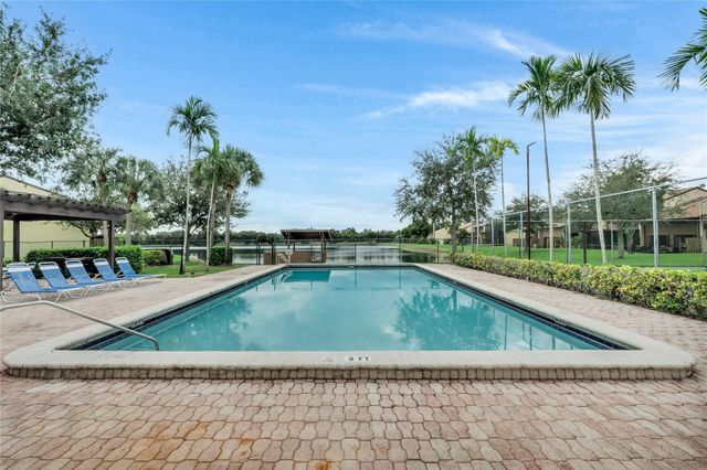 4165 S PINE ISLAND Road 4165, Davie, FL 33328