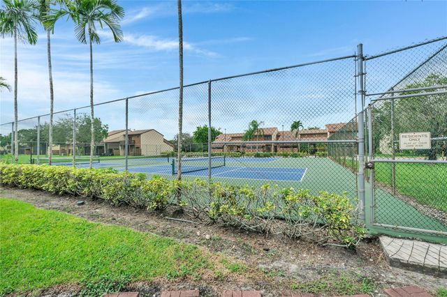 4165 S PINE ISLAND Road 4165, Davie, FL 33328
