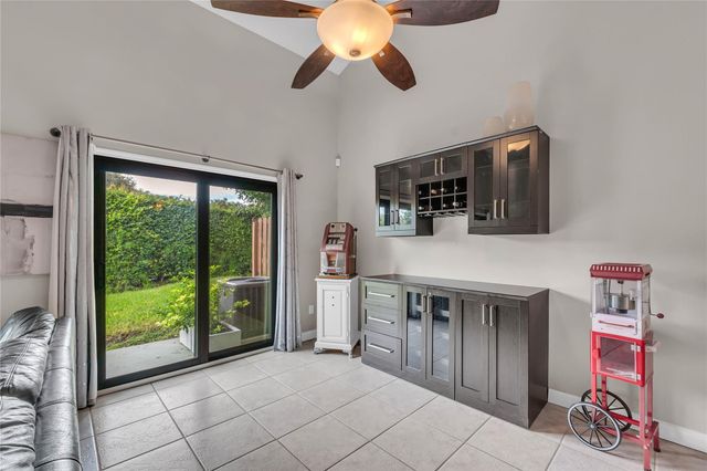 4165 S PINE ISLAND Road 4165, Davie, FL 33328