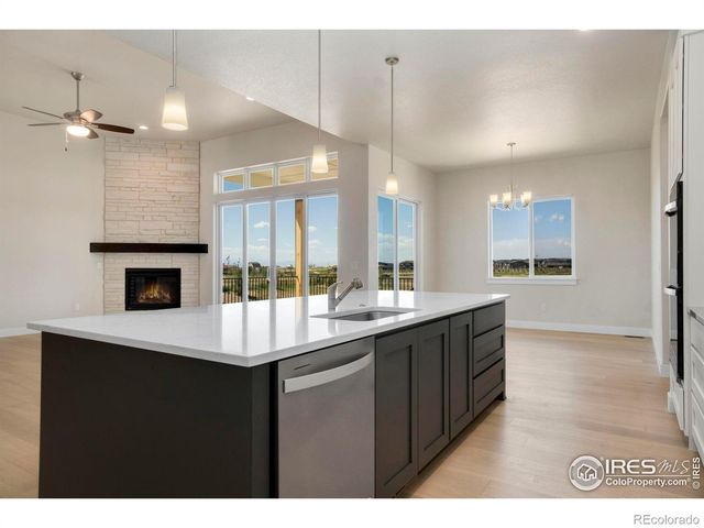24113 E 36th Place, Aurora, CO 80019