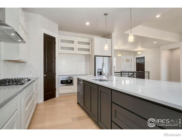 24113 E 36th Place, Aurora, CO 80019