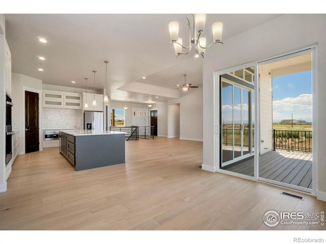 24113 E 36th Place, Aurora, CO 80019