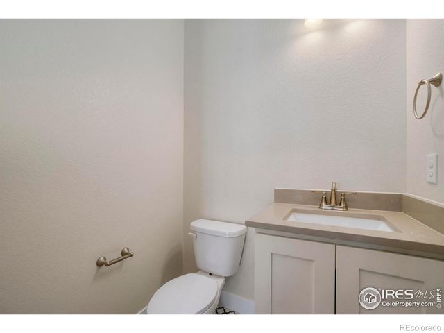 24113 E 36th Place, Aurora, CO 80019
