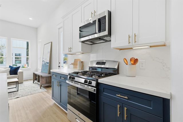 8918 Sunshine Laverne Lane, Houston, TX 77080