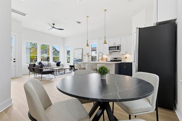 8918 Sunshine Laverne Lane, Houston, TX 77080