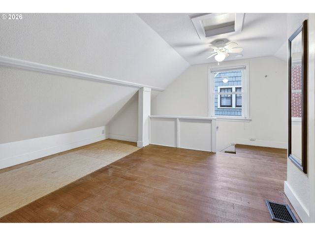 3425 Ne TILLAMOOK St, Portland, OR 97212