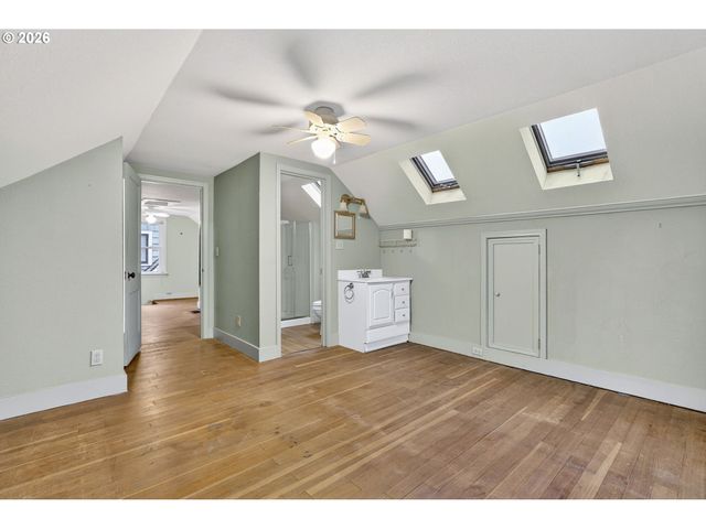 3425 Ne TILLAMOOK St, Portland, OR 97212