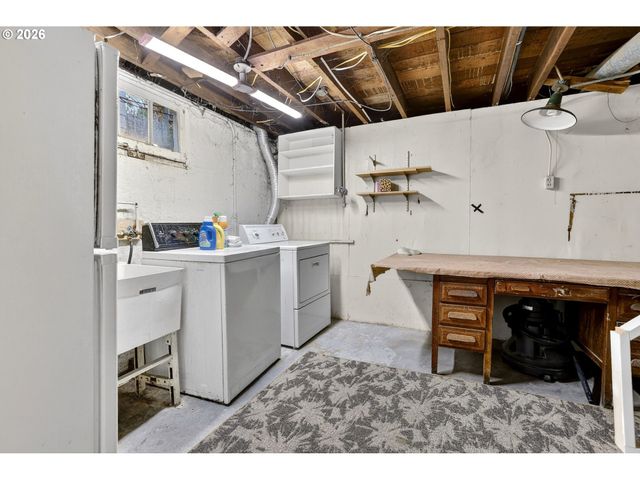 3425 Ne TILLAMOOK St, Portland, OR 97212