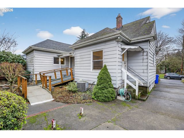 3425 Ne TILLAMOOK St, Portland, OR 97212