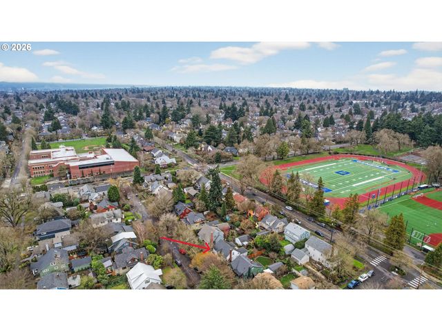 3425 Ne TILLAMOOK St, Portland, OR 97212