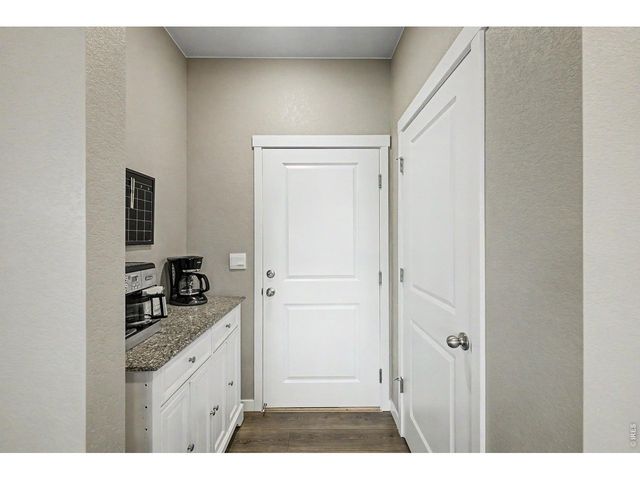 15704 Roslyn St, Thornton, CO 80602
