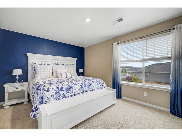15704 Roslyn St, Thornton, CO 80602