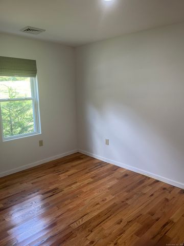 109 Colchester Avenue, East Hampton, CT 06424