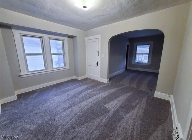 3747 W 47th Place, Cleveland, OH 44102