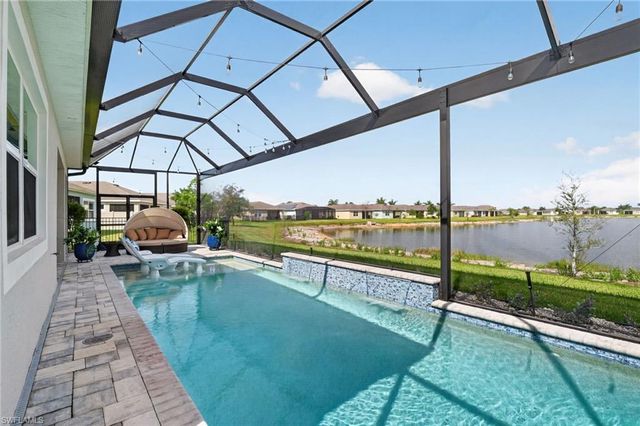 18104 Everson Miles CIR, North Fort Myers, FL 33917