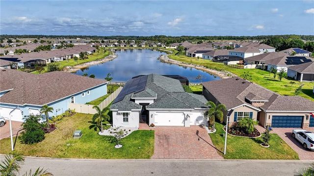 18104 Everson Miles CIR, North Fort Myers, FL 33917