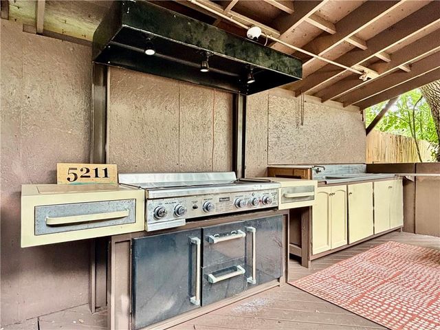5211 Border Drive S, Mobile, AL 36608