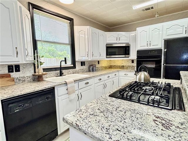 5211 Border Drive S, Mobile, AL 36608
