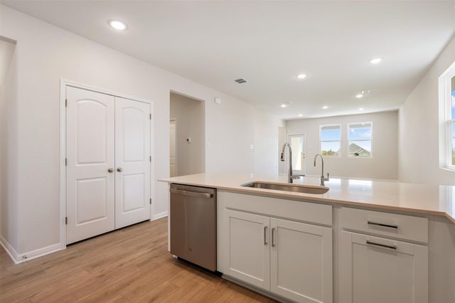 152 Jans WAY, Georgetown, TX 78626