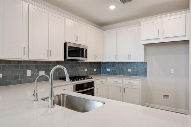 152 Jans WAY, Georgetown, TX 78626