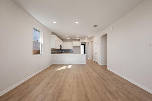 152 Jans WAY, Georgetown, TX 78626