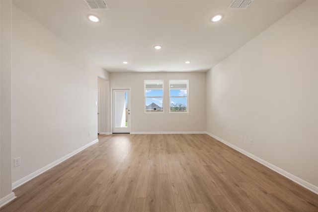 152 Jans WAY, Georgetown, TX 78626