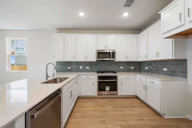 152 Jans WAY, Georgetown, TX 78626