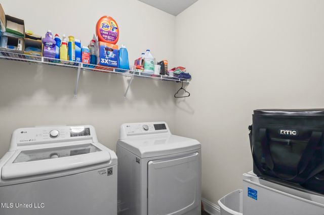 6896 Sweetclover Drive, Ocean Springs, MS 39564