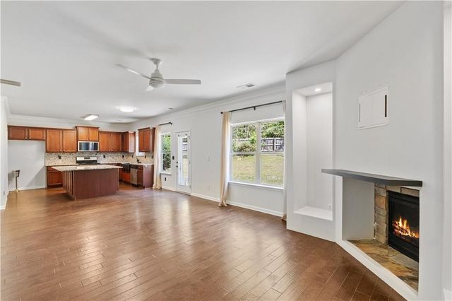 3945 Silverthorn Trace, Cumming, GA 30028